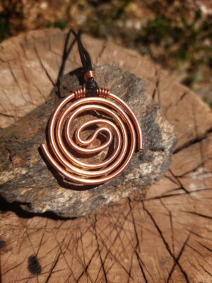 hanger met koperen tesla coil (188mhz)