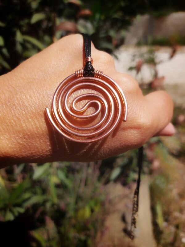 hanger met koperen tesla coil (188mhz)