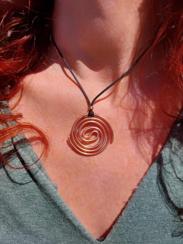 hanger met koperen tesla coil (188mhz)